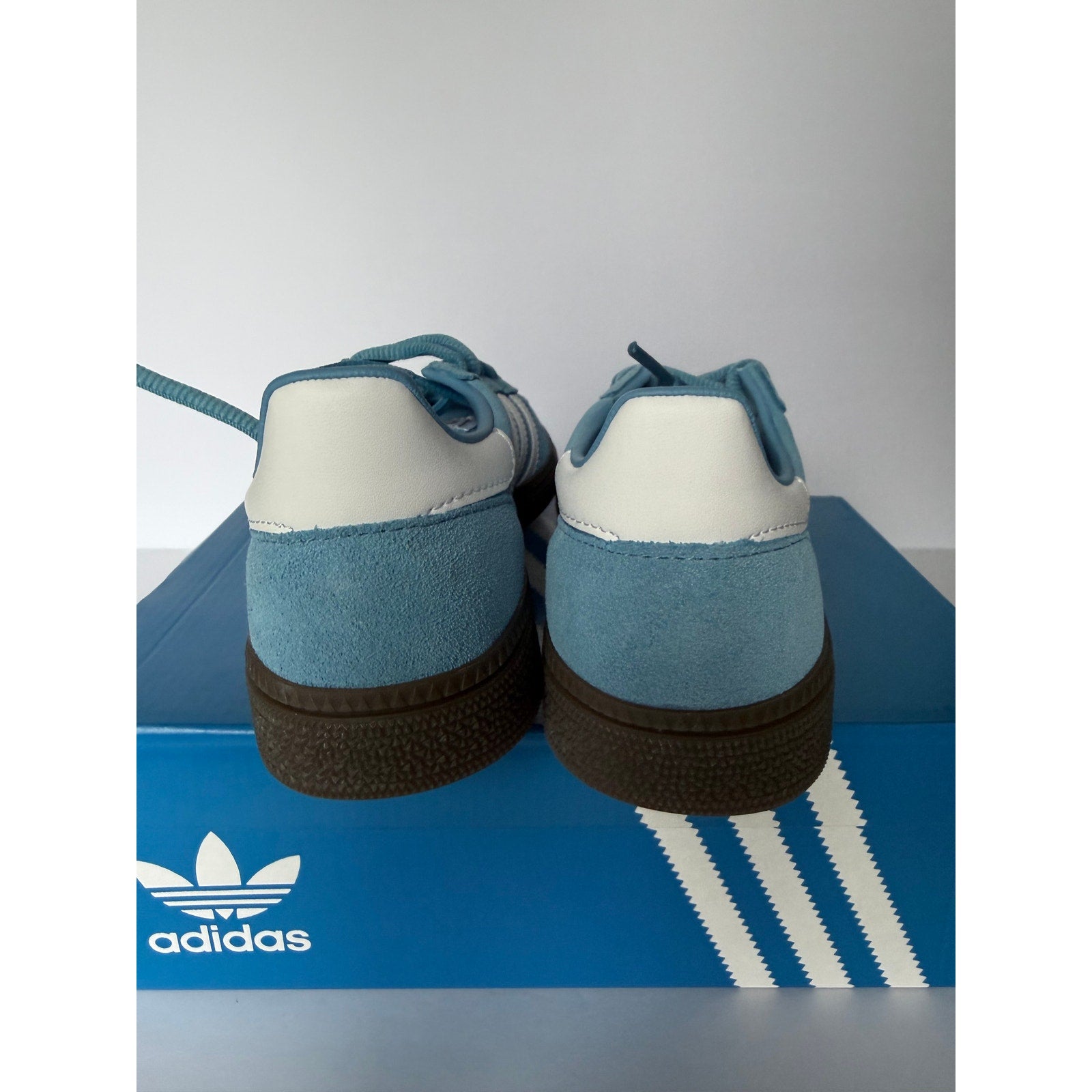 Adidas Handball Spezial J Light Blue Cloud White JI2902 Sz 3.5Y