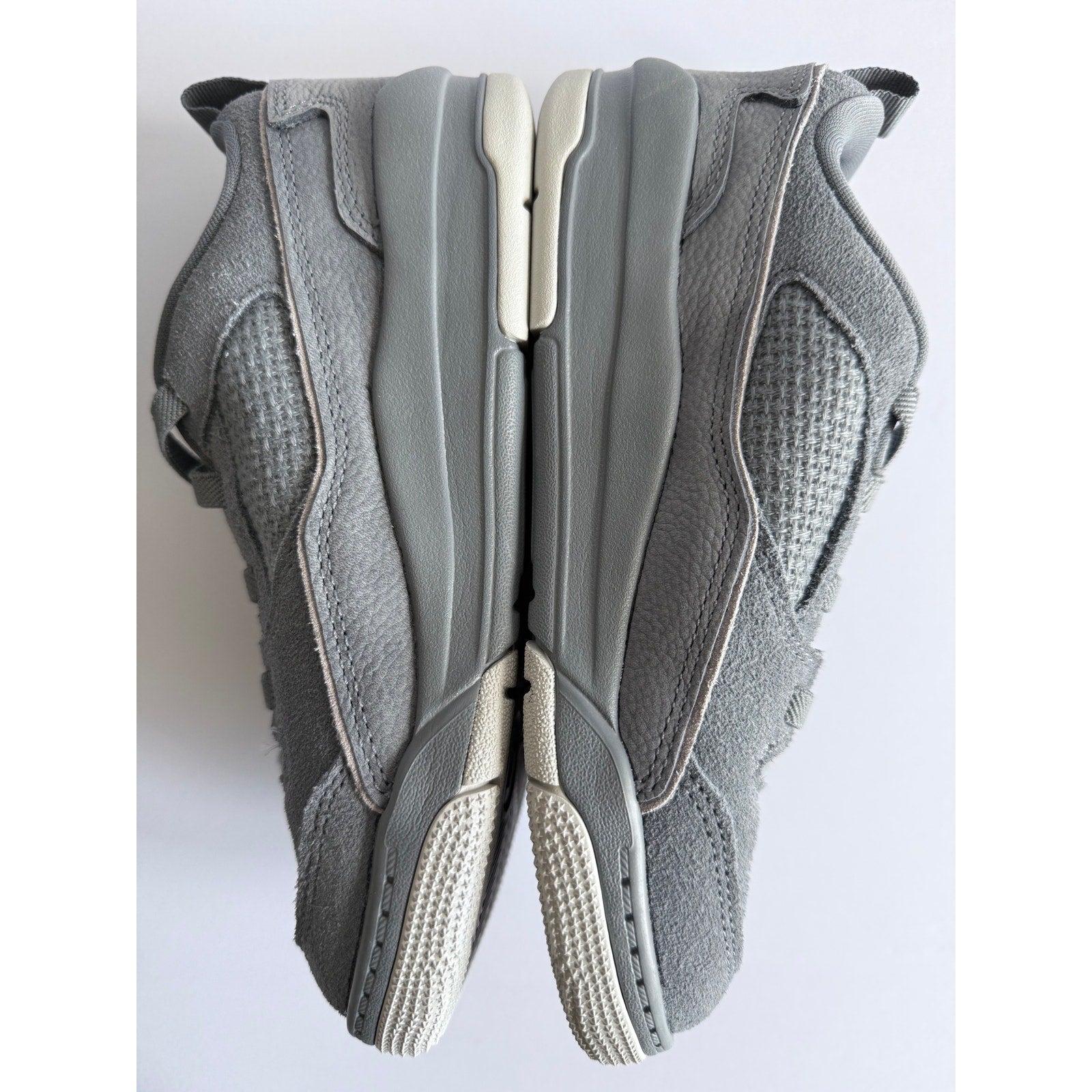 Jordan Flight Court PS HF3332-007 Cool Grey Varsity Red Boys 2Y / EUR 33.5 NIB