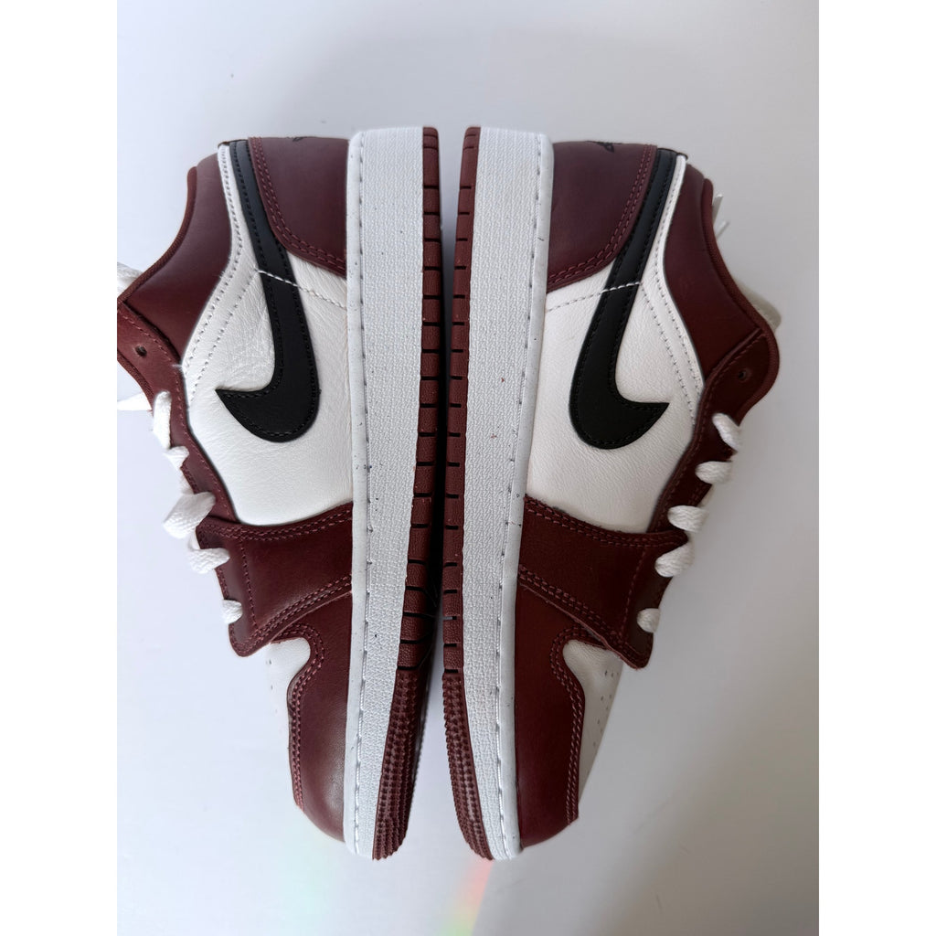 ir Jordan 1 Low SE GS HF3188-102 Dark Pony White Black Boys 5Y Women's 6.5