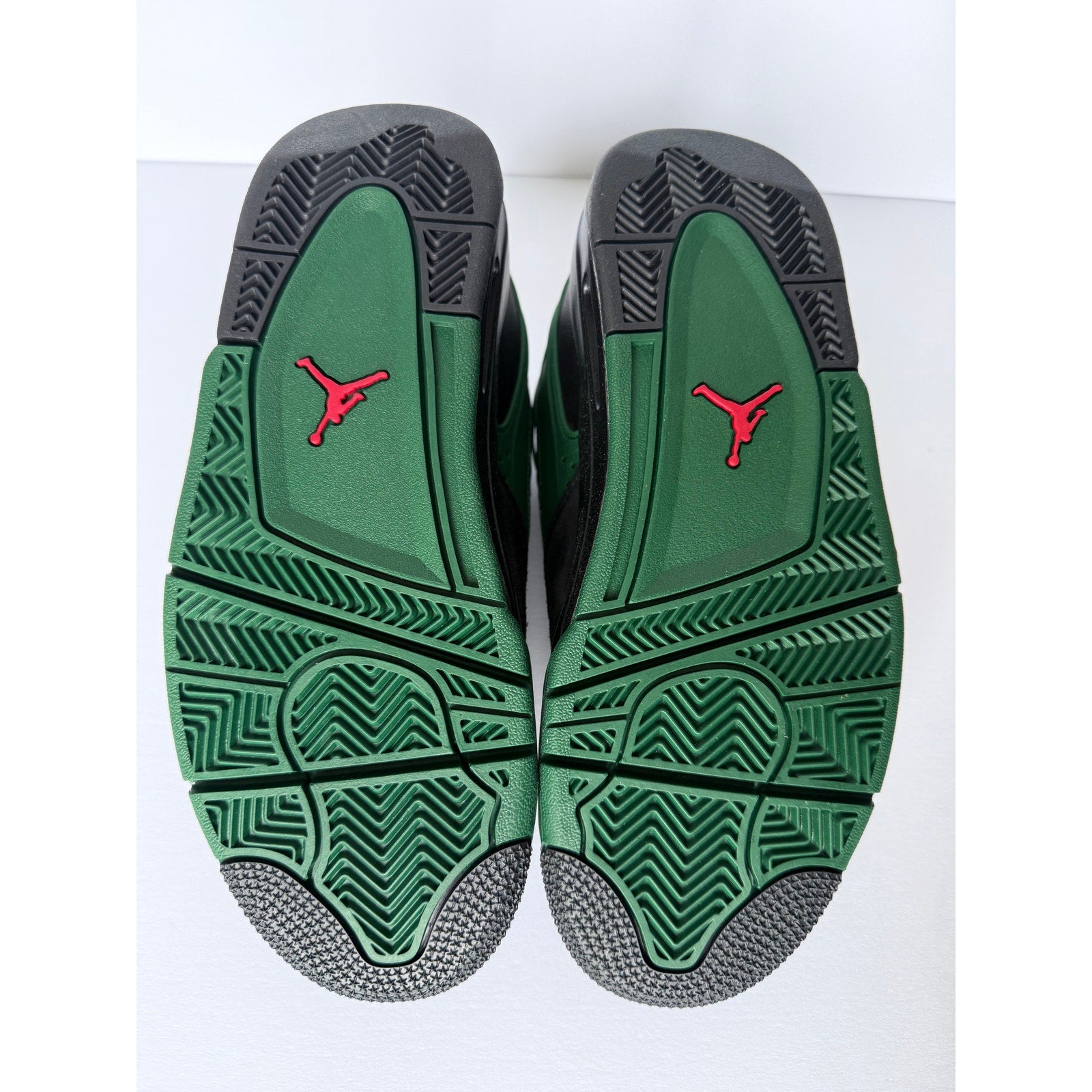 Air Jordan 4 RM GS Black Gorge Green 6Y FQ7938-003 Varsity Red NIB