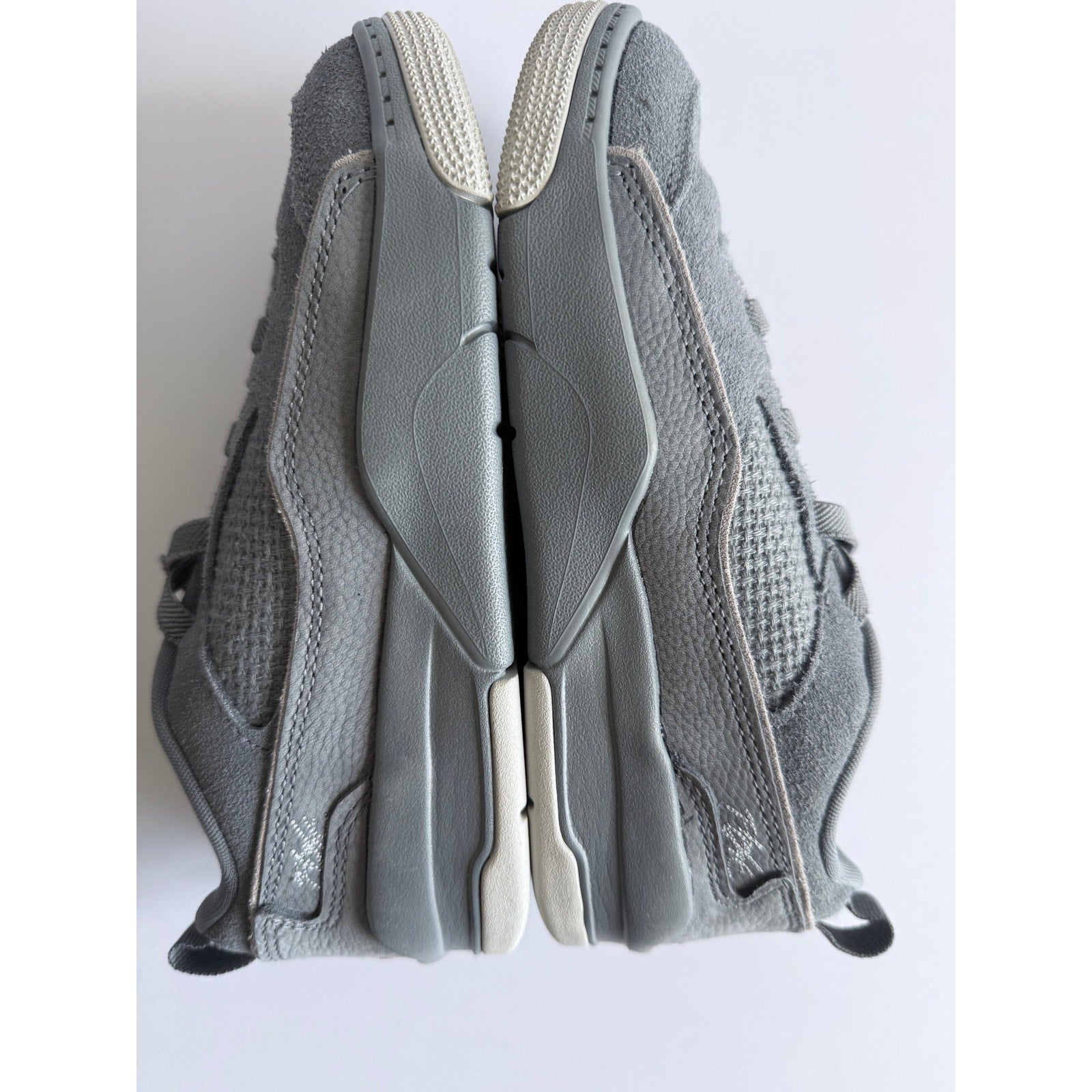 Jordan Flight Court PS HF3332-007 Cool Grey Varsity Red Boys 2Y / EUR 33.5 NIB