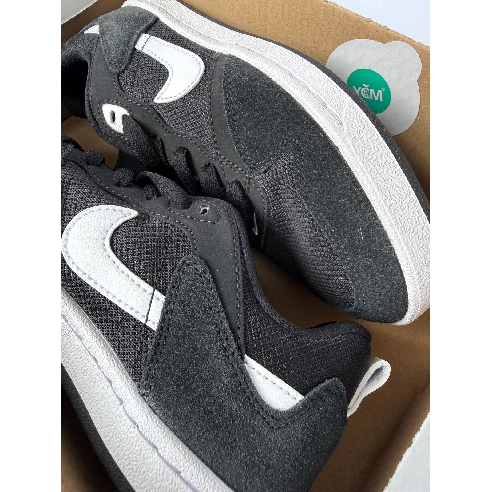 Nike SB Alleyoop GS Black White CJ0883-001 Size 5Y Women's 6.5 UK 4.5 NIB