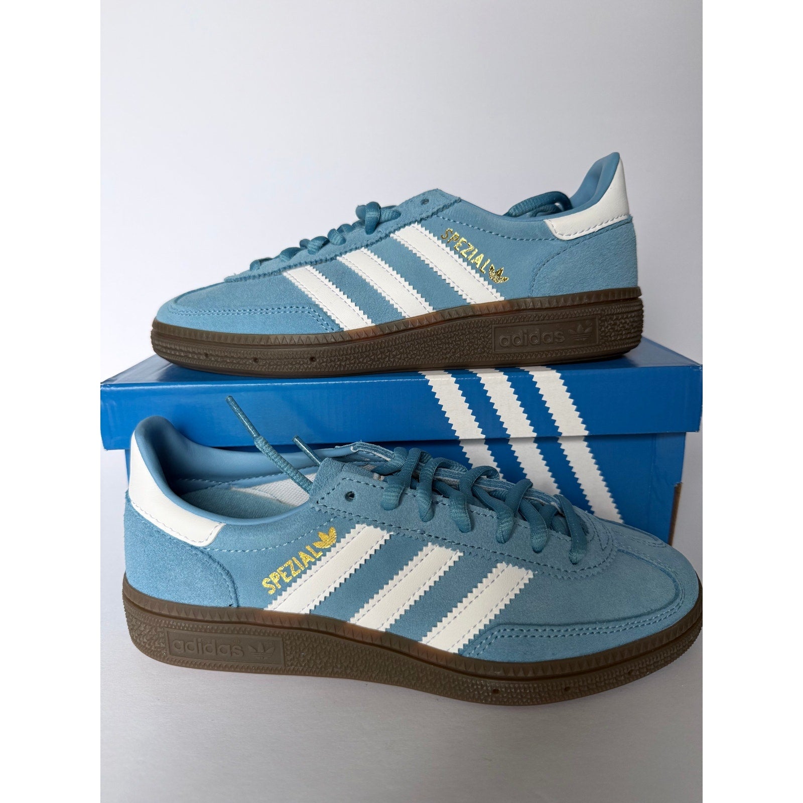Adidas Handball Spezial J Light Blue Cloud White JI2902 Sz 3.5Y