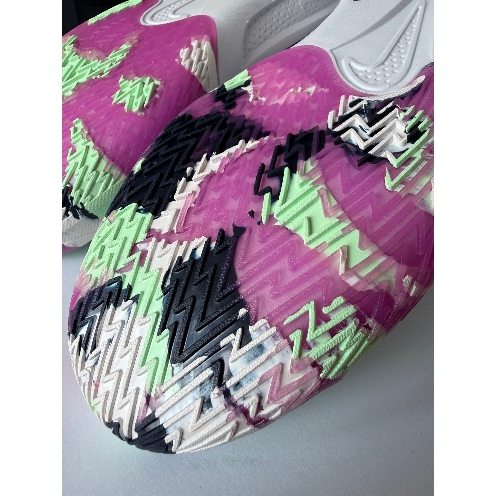 Nike GT Cut 3 SE GS FQ2784-400 Obsidian Hyper Violet 6.5Y Women's 8 NIB