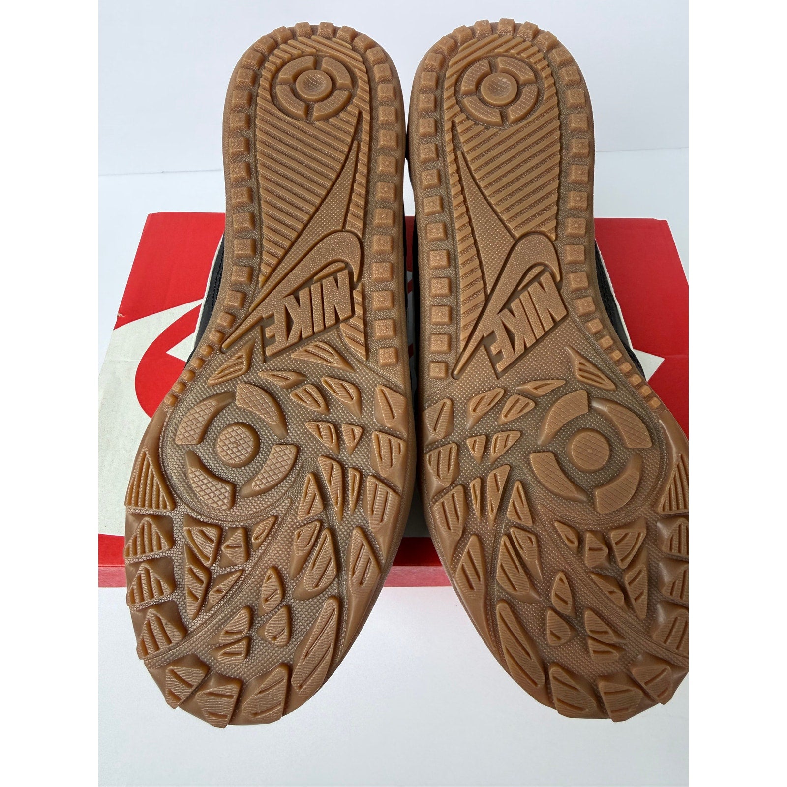 Nike Terra Manta GS Black White Gum Med Brown HV9702-003 6Y NIB