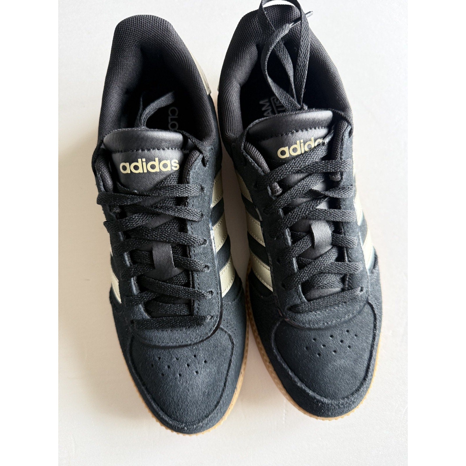 Adidas Breaknet Sleek JR0685 Black Gold Gum Sole Womens 6 / UK 4.5 | NIB