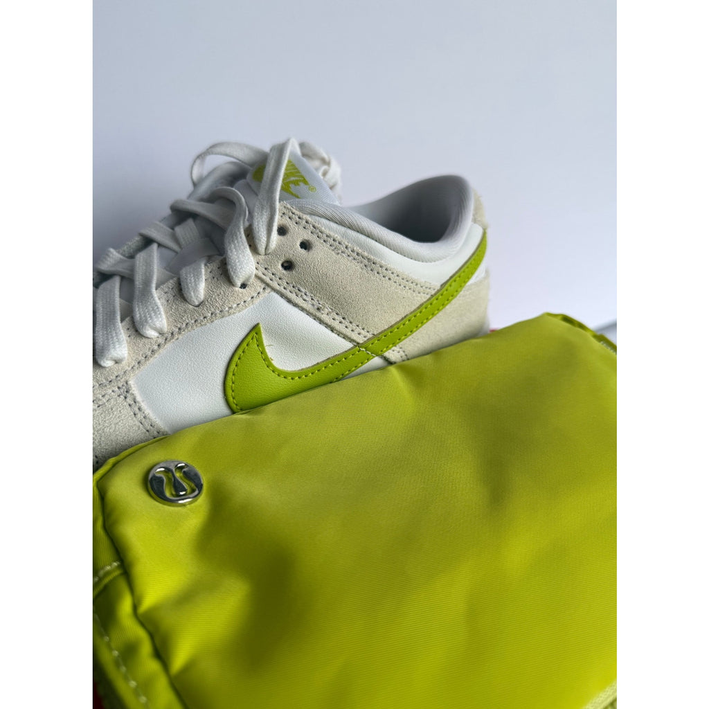Nike W Dunk Low Bright Cactus W8 + Lululemon Belt Bag MATCHING SET!