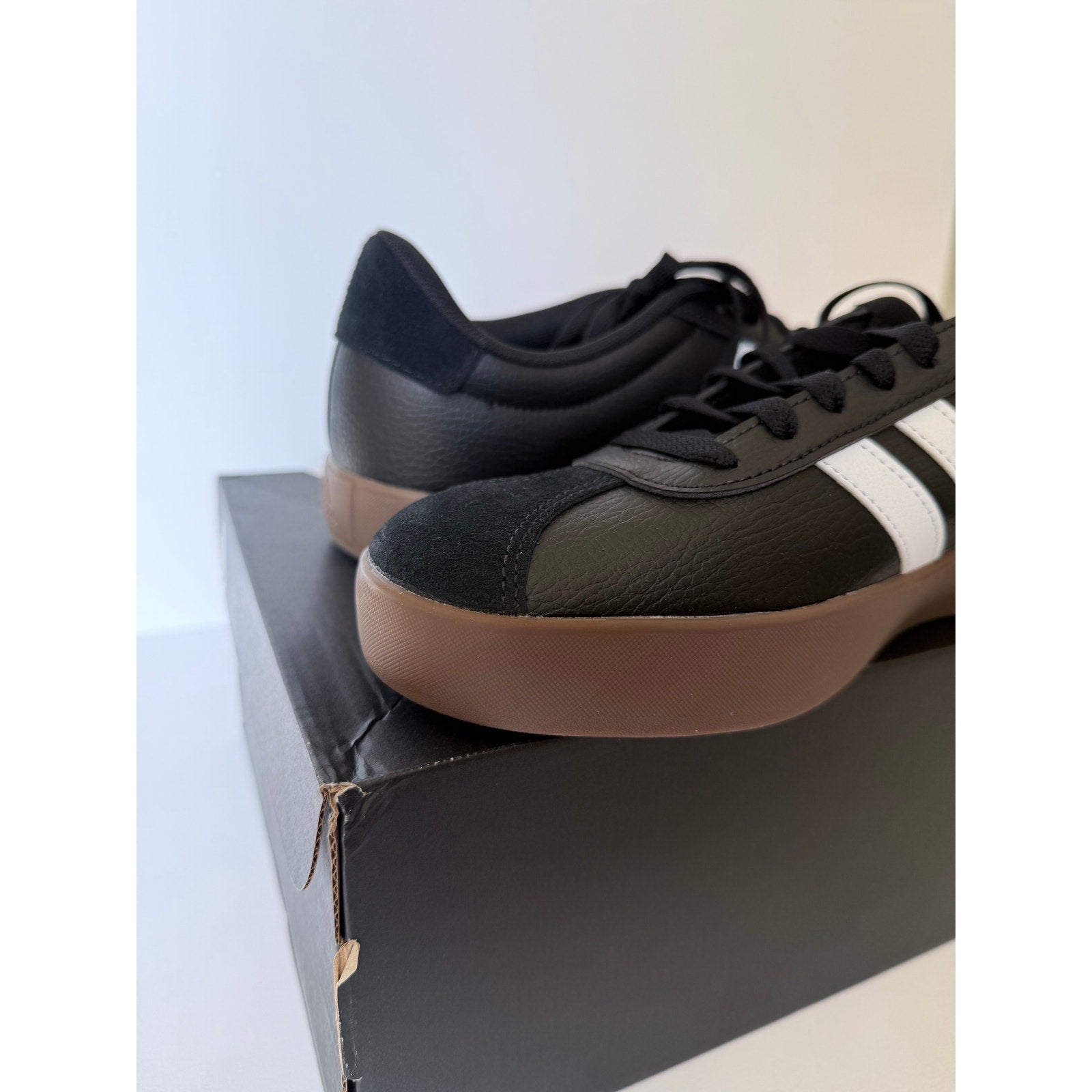 Adidas VL Court 3.0 Skate Men's 10 Black White Gum ID6286 NWT Skateboard
