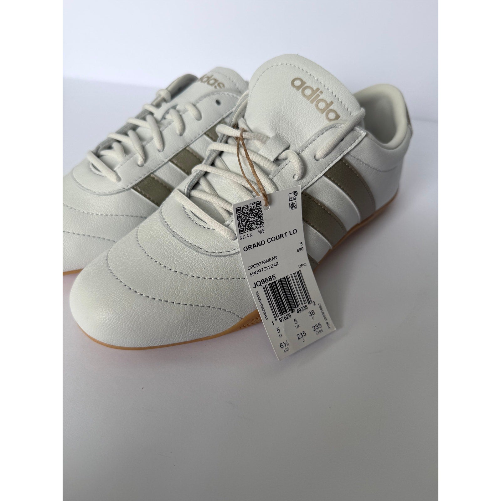 didas Grand Court Lo Women's 6.5 / UK 5 EUR 38 White Gold Metallic Gum NWT