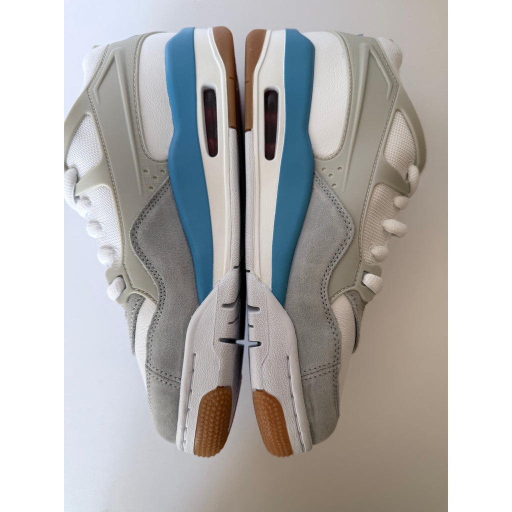Nike Jordan Max Aura 5 GS FQ7938-104 White Blue Gum Kids 7Y / UK 6 /  BN no box